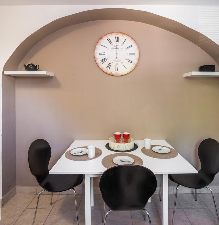 Apartments Vega Ljubljana Phòng bức ảnh