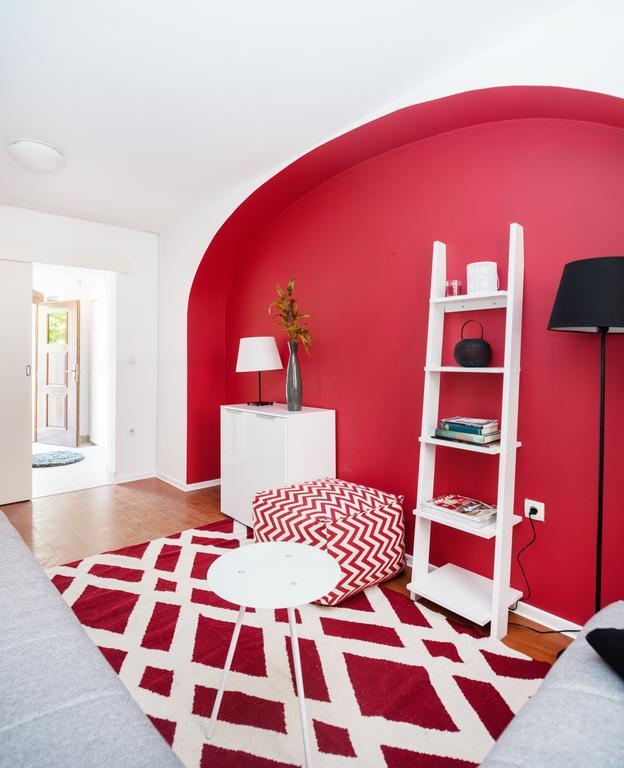 Apartments Vega Ljubljana Phòng bức ảnh