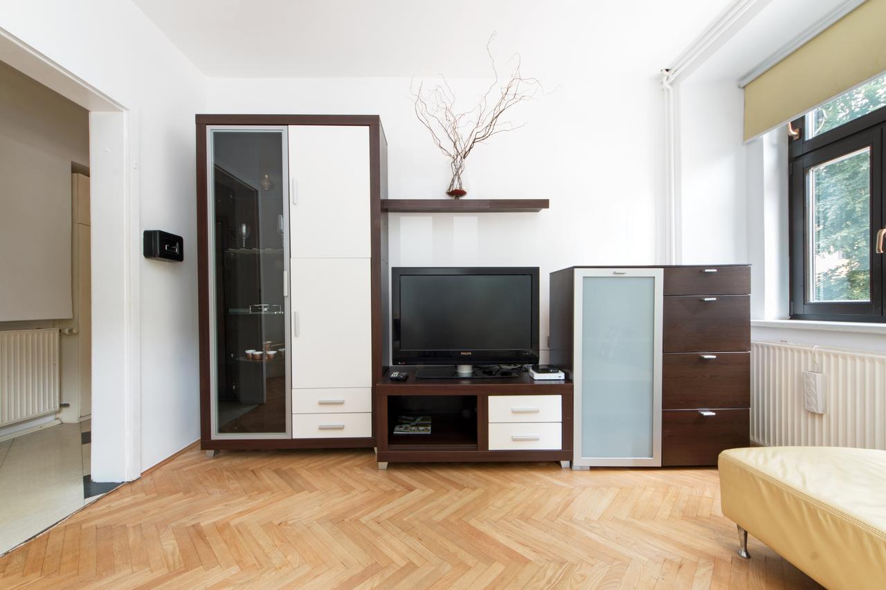 Apartments Vega Ljubljana Phòng bức ảnh